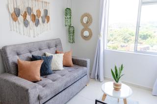 Acogedor Apartaestudio con Vista a la Ciudad y las Montañas - Zona Central - 1 Dormitorio Piso 14 - 9