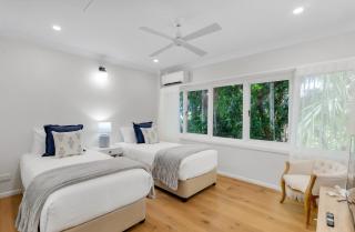 Alamanda Palm Cove by Belle Escapes - 7