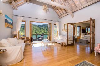 Bay View Retreat Queen Charlotte Drive - 1