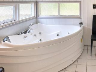 8 person holiday home in Ålbæk-By Traum - 1