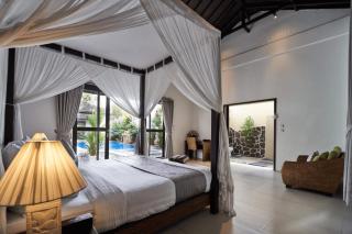 Villa Umasari Keramas 3 Bedrooms - Keramas - 7