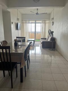 Homestay Vista3A at Vista Seri Putra - 9