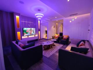 Porter Palace Apartments - 7