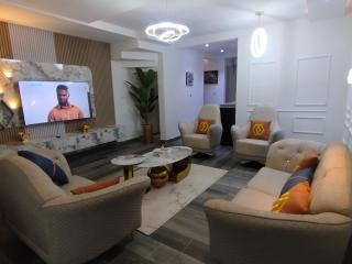 Porter Palace Apartments - 5