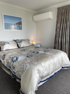 The Penguins Nest - 5