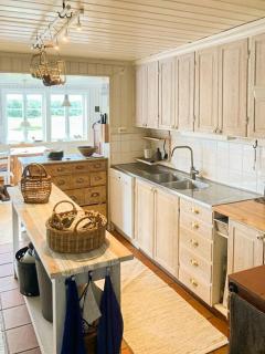 Farmhouse In Bohuslän Near Sea And Nature - 5