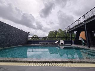 The V Villa 4, 171 - 9