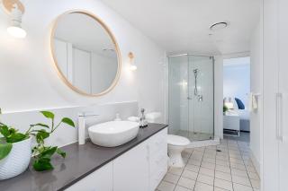 'Elegant Coastal Home from Home' By Inn Paradise - 2