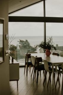 Modern Dorset beach house with hot tub and sauna - 1