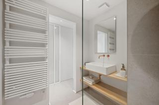 Completely renovated, direct sea view, cosy apartment - 6