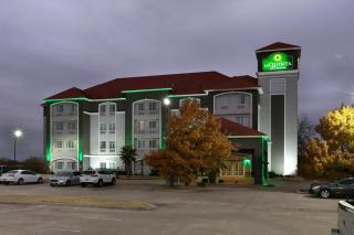 La Quinta by Wyndham Lindale - 8