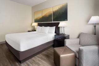 Days Inn by Wyndham Penn State - 5