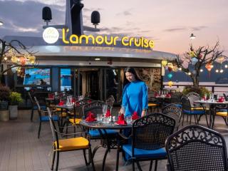 L'amour Cruise - 1