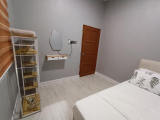 Idaman Homestay Ayer Tawar Tok Bali - 7