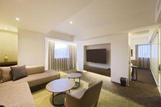 Holiday Inn & Suites Sapporo Odori Park by IHG - Sapporo - 2