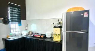 OYO HOME 90646 Casaria Paka Homestay - 6