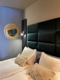 Central Chamonix, Charming Studio & Balcony - 9