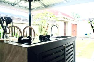 Lovely family home in Sindhu Sanur! Walking distance to the beach - 1