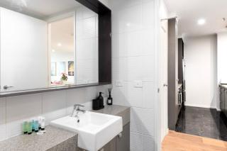 Metro Glow - Sleek Stay with Pool & Perks - 1