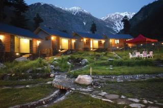Grey Walls Mountain Huts & Cottages - 7