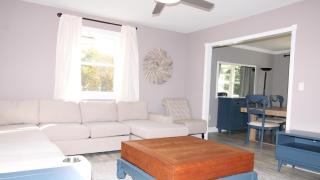 Bay Beach Bungalow - 1