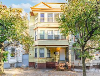 Chic 2BR Apartment Near Branch Brook Park - 9