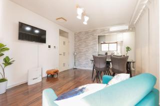 Spacious 3BR Apartment for 8 guests near Namba with Free WiFi - 2