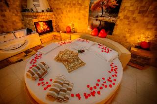 "Il Quercione" Room With SpA - 2