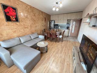 Lima 2BDR cozy Apt near Business Park w Work Desk - 4