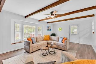 15 min to Downtown & Park Circle - 1