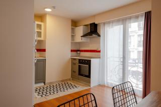 Spacious 1-Bedroom Apartment - 8