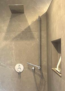 Modernes & zentral gelegenes Ferienhaus mit Garten und Parkplatz - 8