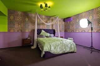 The Krown 11 - Premium Creative Suite in Ivory Residence - 4