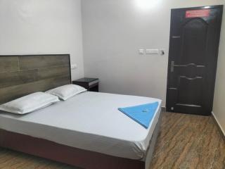 Guest Inn Rooms Edapally - 1