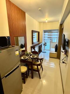 Cozy 1-BR-Unit with Manilabayview Coast Residences - 5