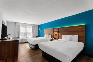 Clarion Inn Falls Church-Arlington - 4