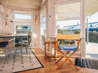 6 person holiday home in Rønde-By Traum - 2