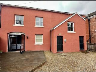 Leeds City Centre - 2 bed coach house flat - 4