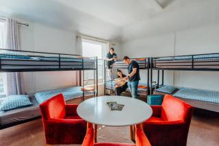 Eden Quay Guesthouse Private Rooms - 9