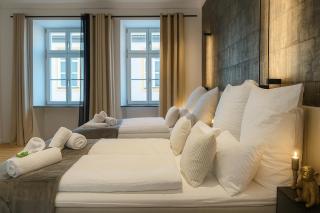 NAMASTÉ Homes - Luxus-Apartment mit Whirlpool & Garage - 2