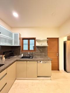 Modern Mirage 4BHK Stunning Luxury Spacez Villa - 1