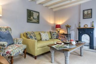 4 Court Cottages - 2