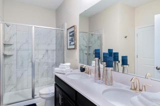 Disney Themed 10BR Majestic Villa Pool/SPA/Games - 6