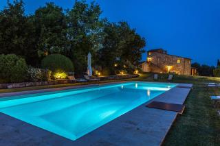 Podere Pisinano- Tuscan villa with swimming pool - 1