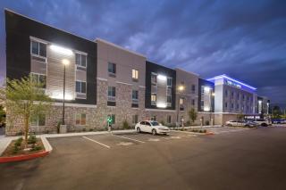 Everhome Suites Ontario - 6