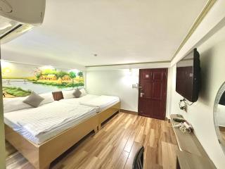 69's Hometel - Bonnie - 6