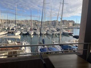 Cap Hermes 107 studio magnifique vue port 3 pers - 0