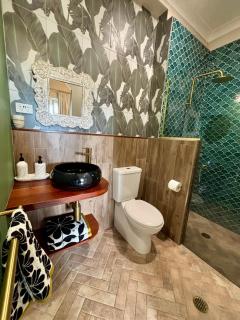 Babinda Quarters - 8