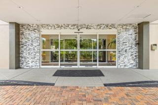 Quality Inn & Suites Tampa-Ybor City - 7