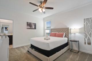 Luxurious Resort Home Near Disney & Shopping! - 7